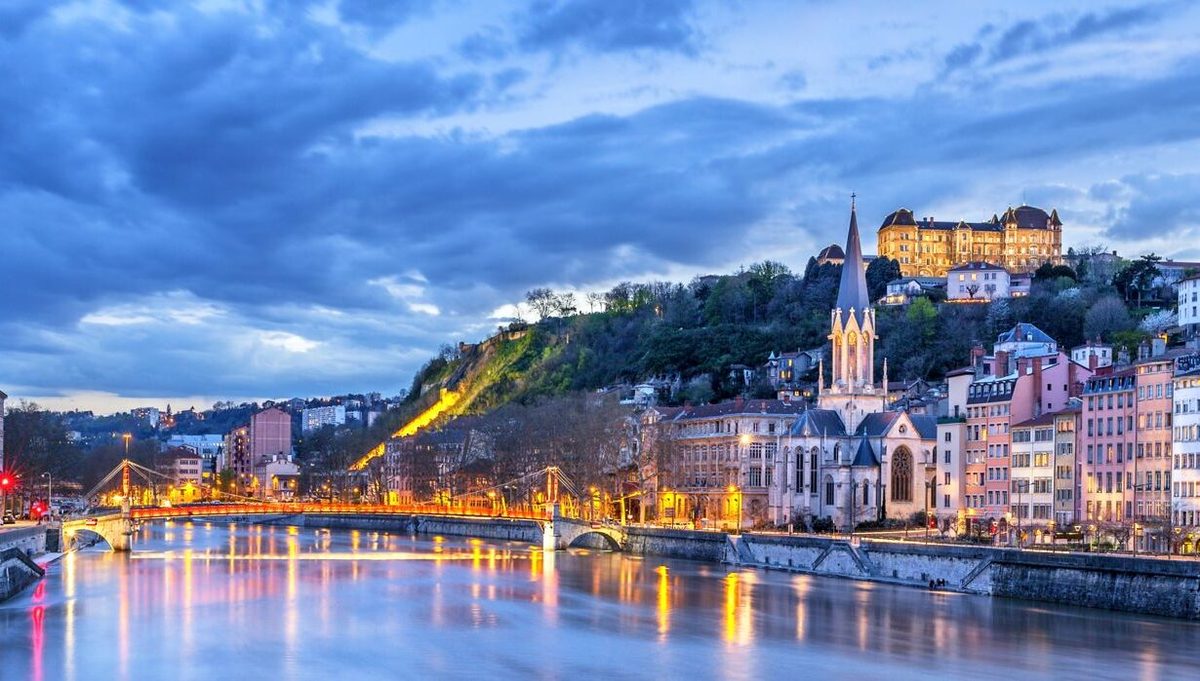Lyon, la Saône et Notre-Dame de Fourvière